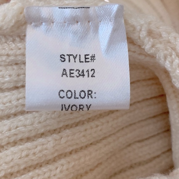 Sadie & Sage pale blush pink long sleeve ribbed deep v neck cropped sweater S - Picture 4 of 6